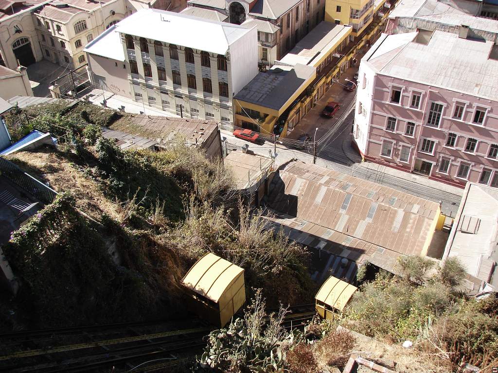 Valparaiso5 - ascensor Espiritu Santo2.jpg